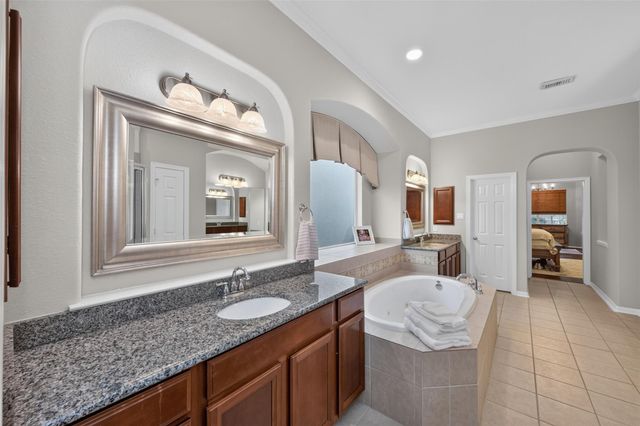 9726 Blue Cruls Way, Spring, TX 77379