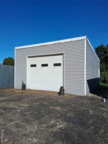 4226 Dye Road, Swartz Creek, MI 48473