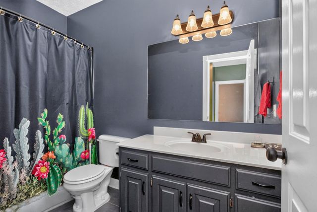 2558 S Mount Pleasant Rd, Greenbrier, TN 37073