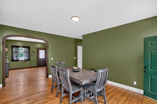2558 S Mount Pleasant Rd, Greenbrier, TN 37073