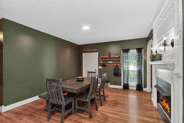2558 S Mount Pleasant Rd, Greenbrier, TN 37073