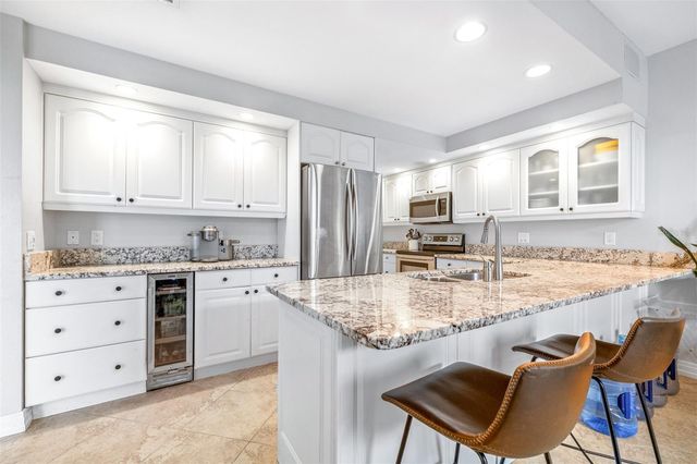 3008 LANDMARK BOULEVARD 203, Palm Harbor, FL 34684