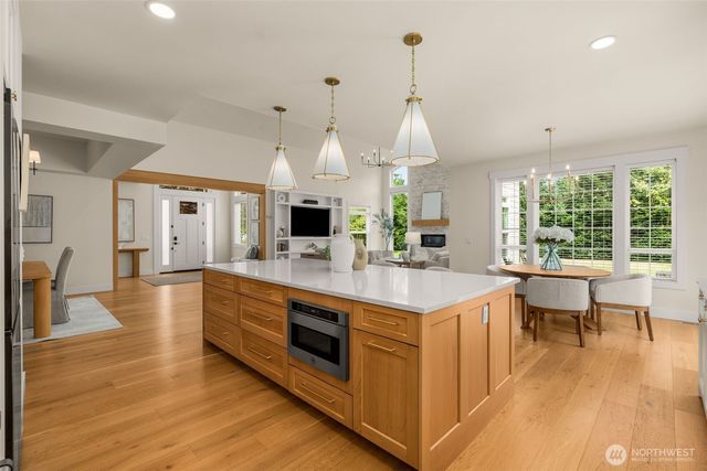6407 119th Avenue E, Puyallup, WA 98372