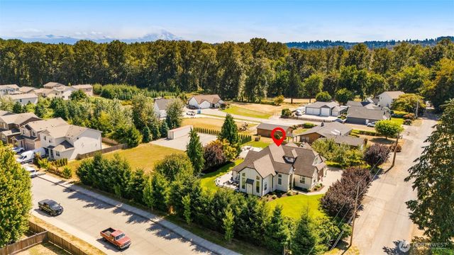 6407 119th Avenue E, Puyallup, WA 98372