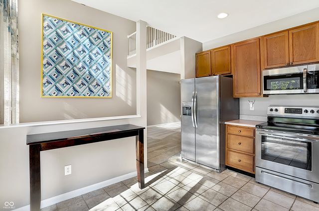 4059 Weston Pointe Drive, Zionsville, IN 46077