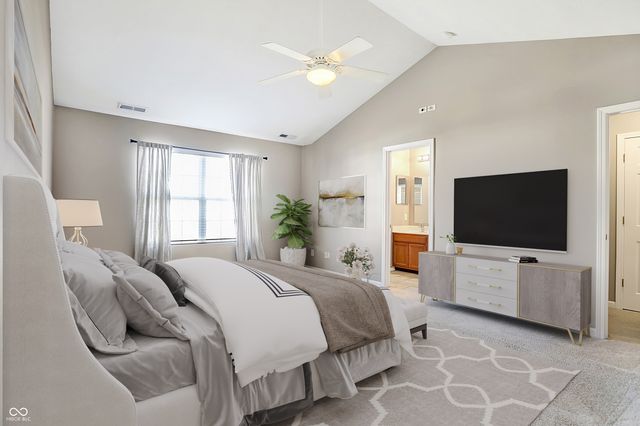 4059 Weston Pointe Drive, Zionsville, IN 46077