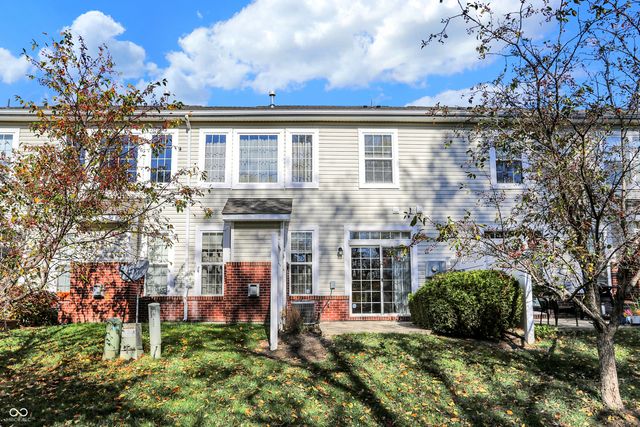 4059 Weston Pointe Drive, Zionsville, IN 46077