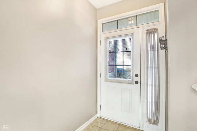 4059 Weston Pointe Drive, Zionsville, IN 46077