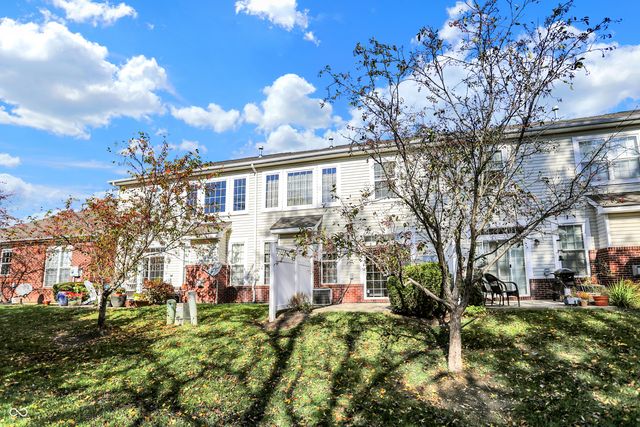 4059 Weston Pointe Drive, Zionsville, IN 46077