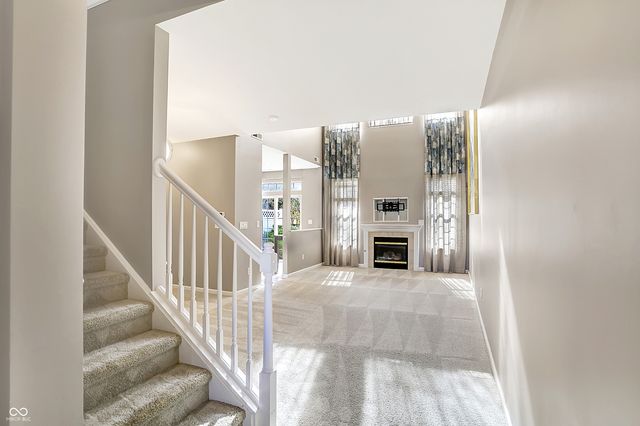 4059 Weston Pointe Drive, Zionsville, IN 46077