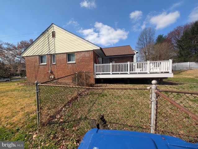 7300 VALLEYCREST BLVD, Annandale, VA 22003