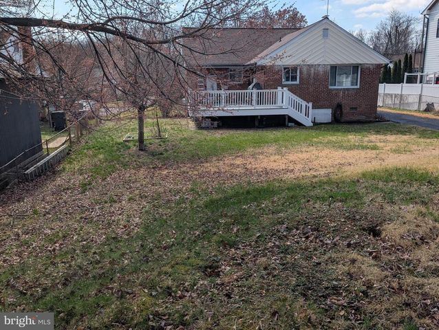 7300 VALLEYCREST BLVD, Annandale, VA 22003