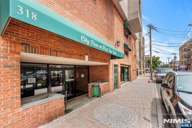 318 54th Street, West New York, NJ 07093