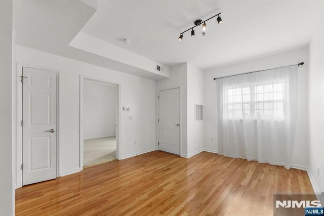 318 54th Street, West New York, NJ 07093