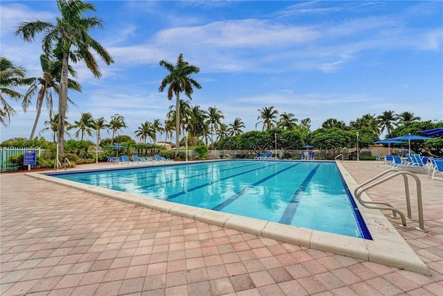 16763 NW 13th Street, Pembroke Pines, FL 33028