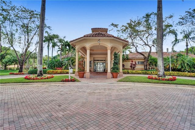 16763 NW 13th Street, Pembroke Pines, FL 33028