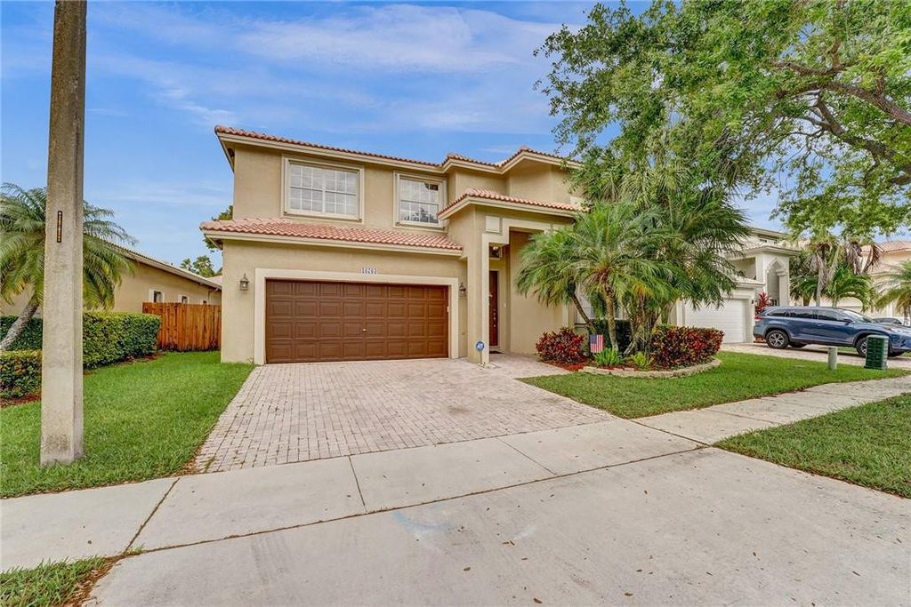 16763 NW 13th Street, Pembroke Pines, FL 33028