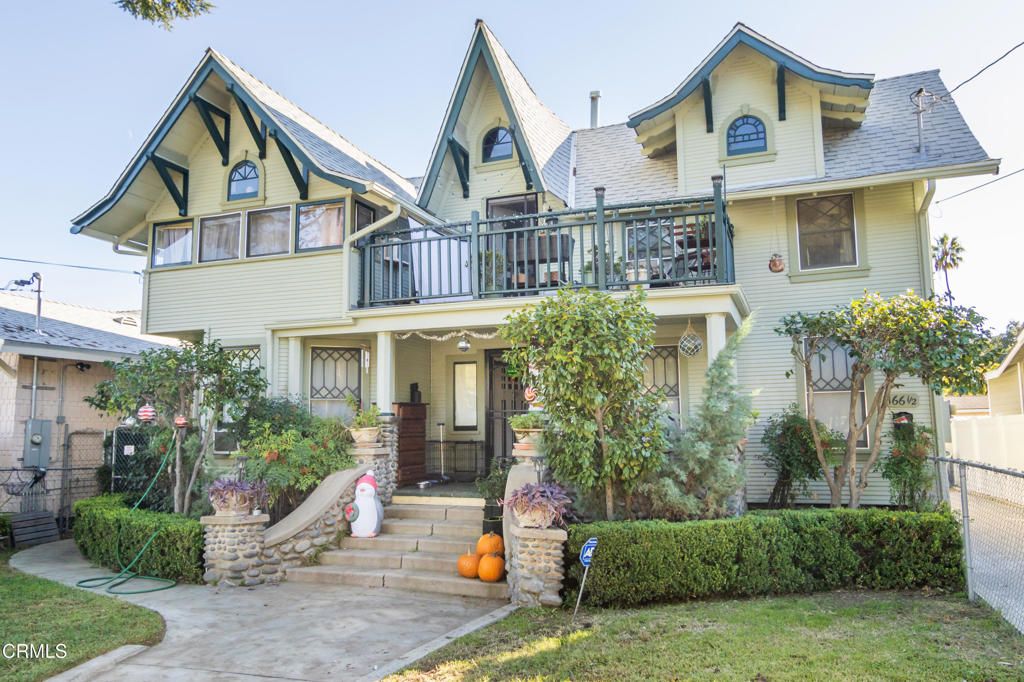 166 Dearborn Street, Pasadena, CA 91103
