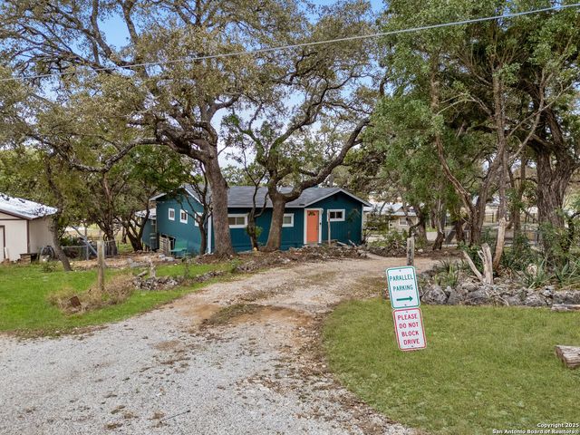 143 Park, Pipe Creek, TX 78063