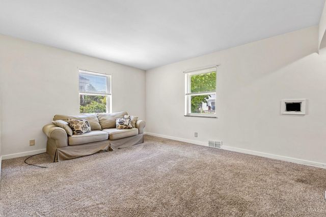 6916 Kleindale Avenue, North College Hill, OH 45231