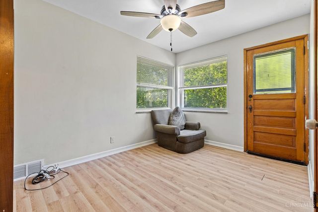 6916 Kleindale Avenue, North College Hill, OH 45231