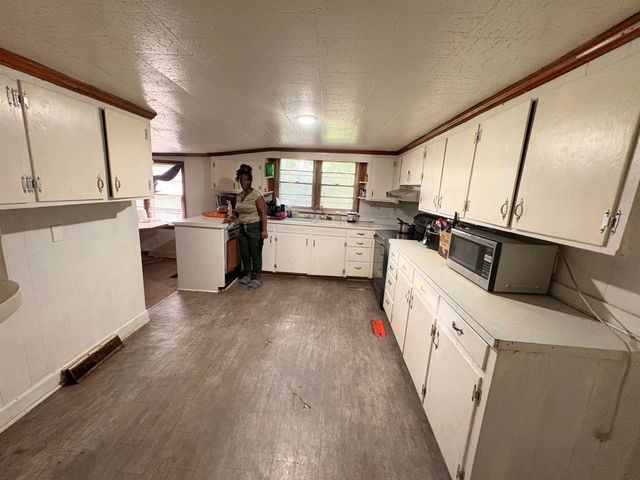 319 N Main St., Mullins, SC 29574