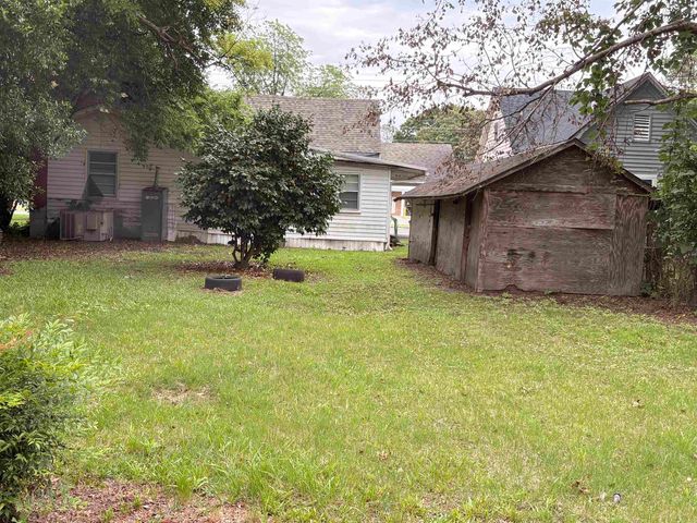 319 N Main St., Mullins, SC 29574