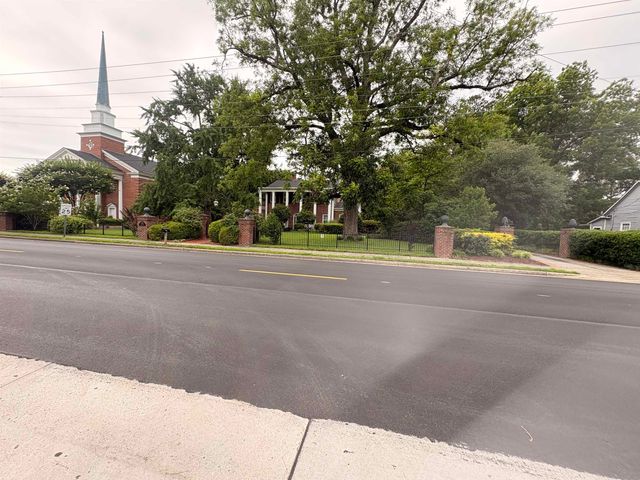 319 N Main St., Mullins, SC 29574
