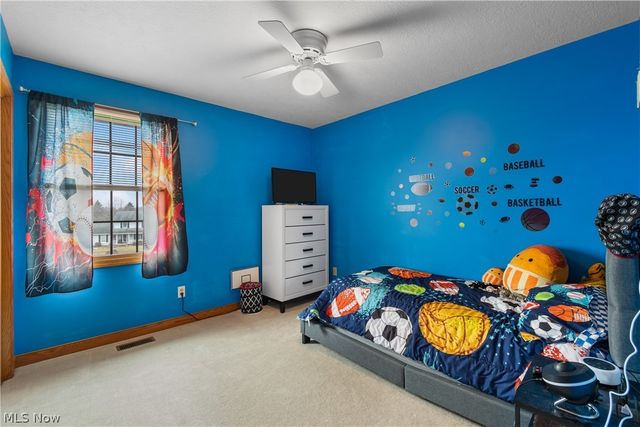 1825 John Carroll Drive SE, Massillon, OH 44646