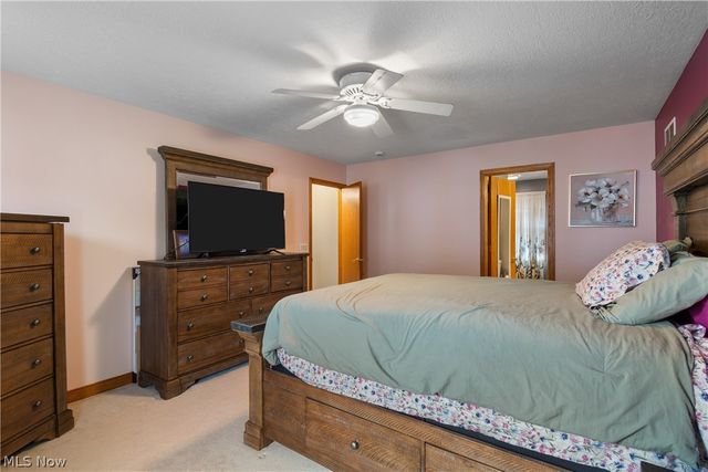 1825 John Carroll Drive SE, Massillon, OH 44646