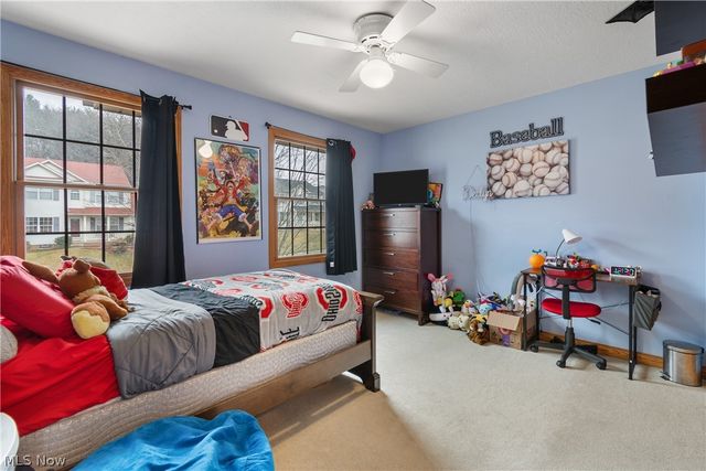 1825 John Carroll Drive SE, Massillon, OH 44646