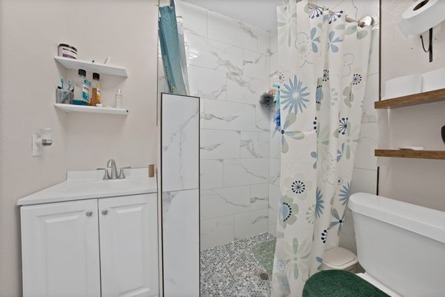 713 Hardy Drive, Garland, TX 75041