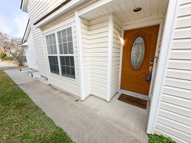 312 Lyons Cove Dr., Myrtle Beach, SC 29577