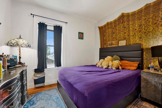 3226 W Potomac Avenue 1R, Chicago, IL 60651