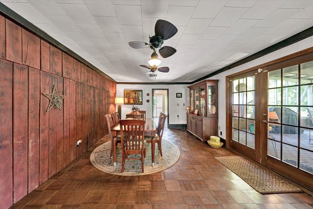 74 Cambridge CT, Hardy, VA 24101