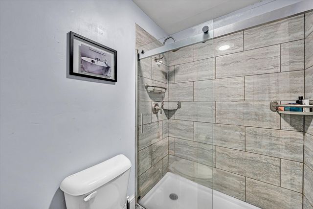 74 Cambridge CT, Hardy, VA 24101
