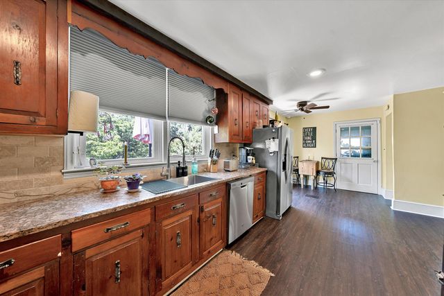 74 Cambridge CT, Hardy, VA 24101
