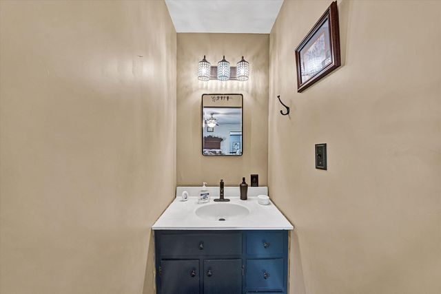 74 Cambridge CT, Hardy, VA 24101