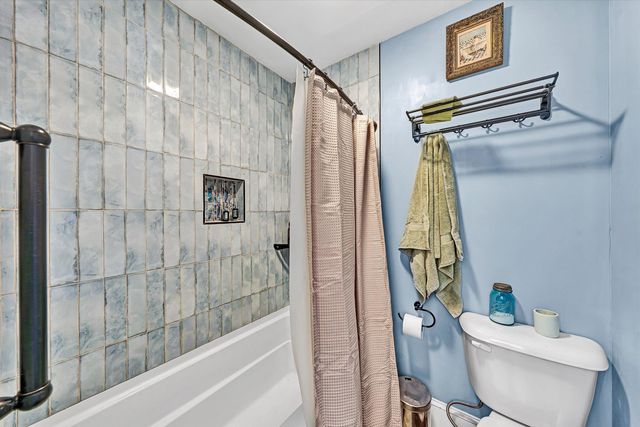 74 Cambridge CT, Hardy, VA 24101