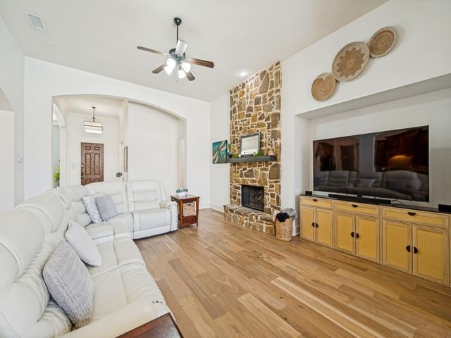 11618 Frontier Drive, Frisco, TX 75033