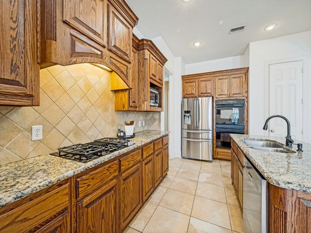 11618 Frontier Drive, Frisco, TX 75033