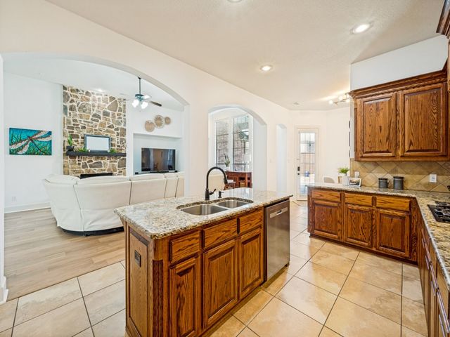 11618 Frontier Drive, Frisco, TX 75033