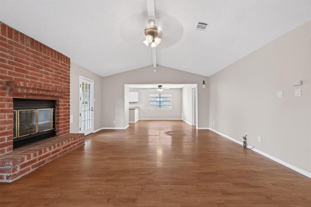 1914 Landmark Drive, Richmond, TX 77406