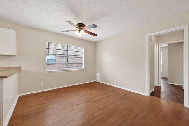 1914 Landmark Drive, Richmond, TX 77406