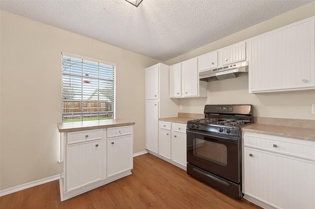 1914 Landmark Drive, Richmond, TX 77406