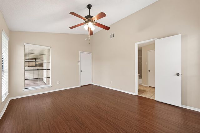 1914 Landmark Drive, Richmond, TX 77406