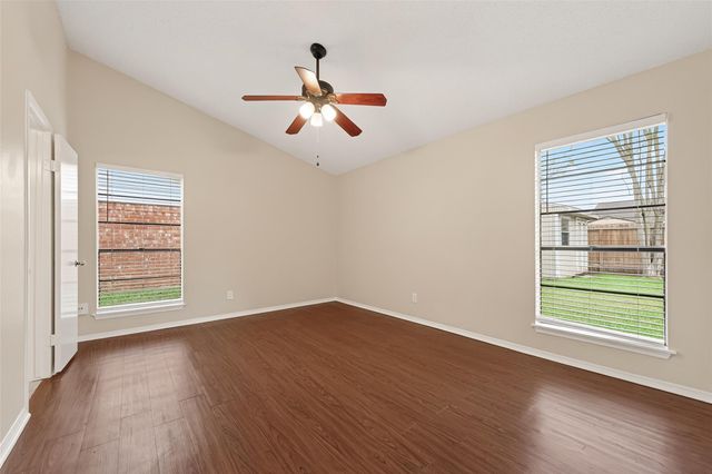 1914 Landmark Drive, Richmond, TX 77406