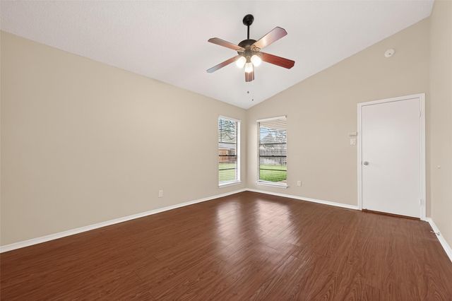 1914 Landmark Drive, Richmond, TX 77406