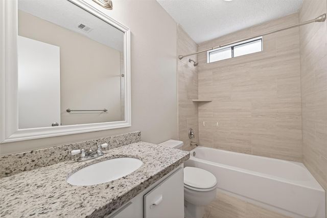 1914 Landmark Drive, Richmond, TX 77406