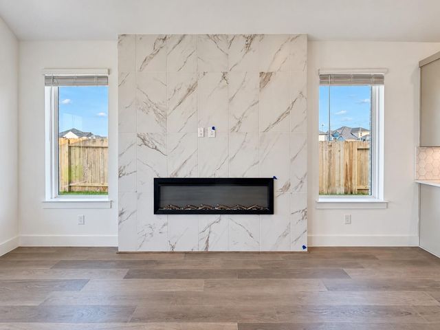 3411 Summercrisp Hollow Lane, Pearland, TX 77581